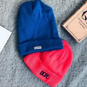 ! NWT Supreme Beanie !